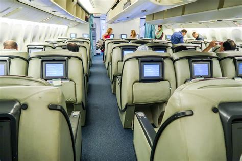 pakistan international airlines reviews
